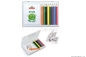 Set 8 matite colorate e 20 fogli da colorare